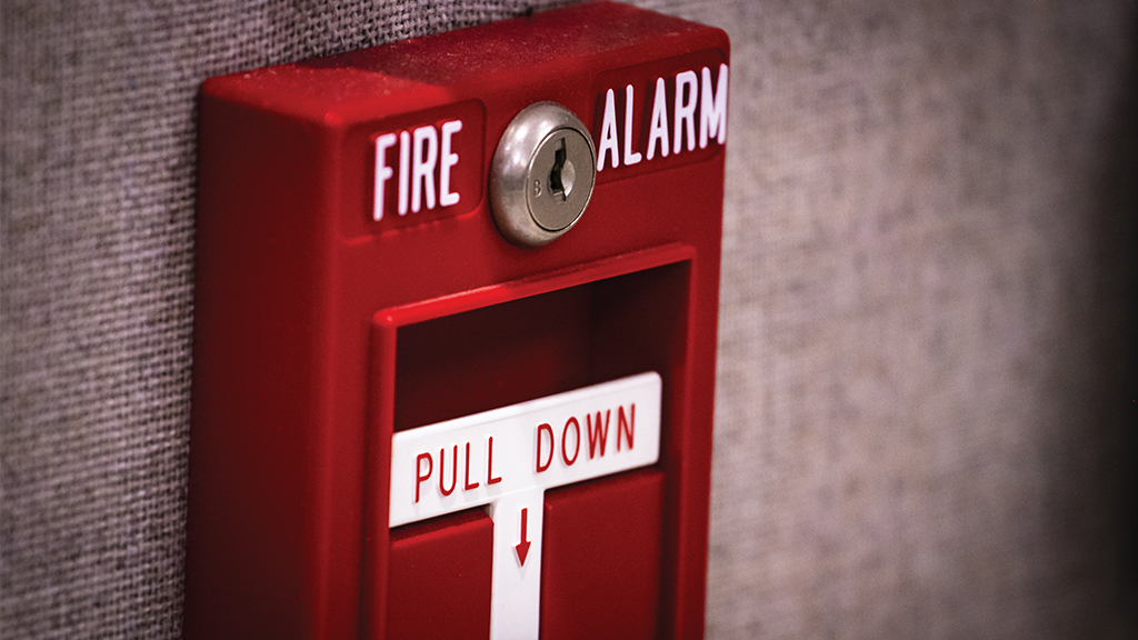 a close up image of a fire alarm